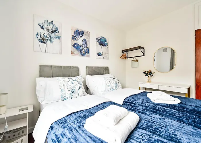 Cosy 3Bd London Accom Sleeps 6